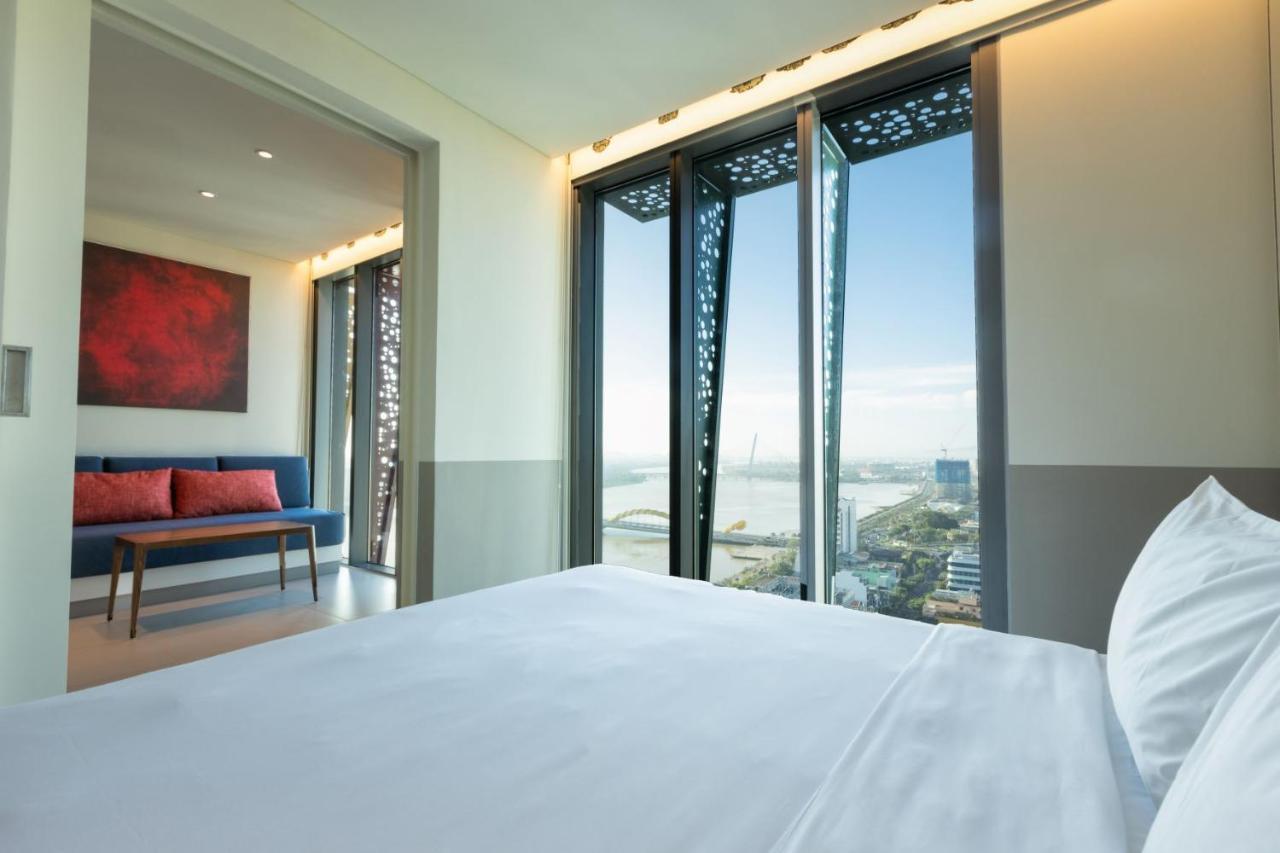 Wink Icon Hotel Danang Riverside - Luxury Suites - 24Hrs Stay & Rooftop Pool Bar Exterior photo